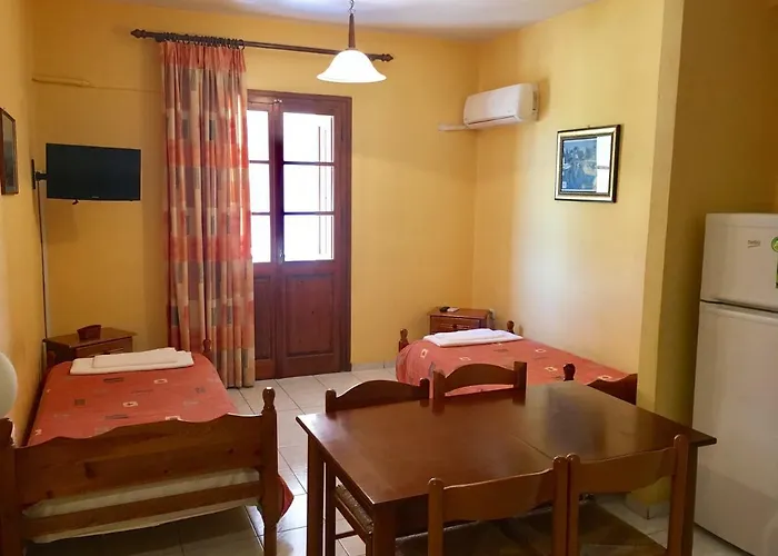 Argo Near Nafplio Aparthotel 3*